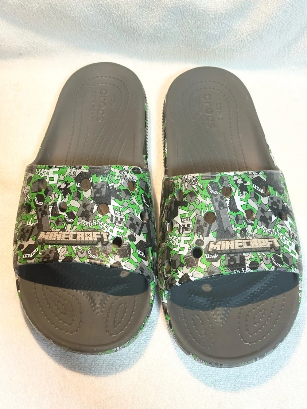 Minecraft Iconic Crocs Comfort Classic Slides Men’s 13